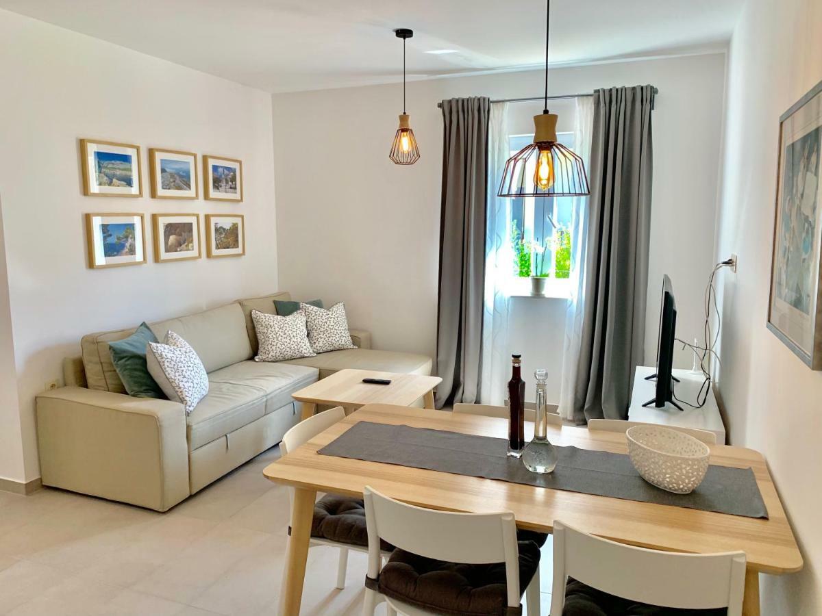 17 Pines Daire Makarska Dış mekan fotoğraf